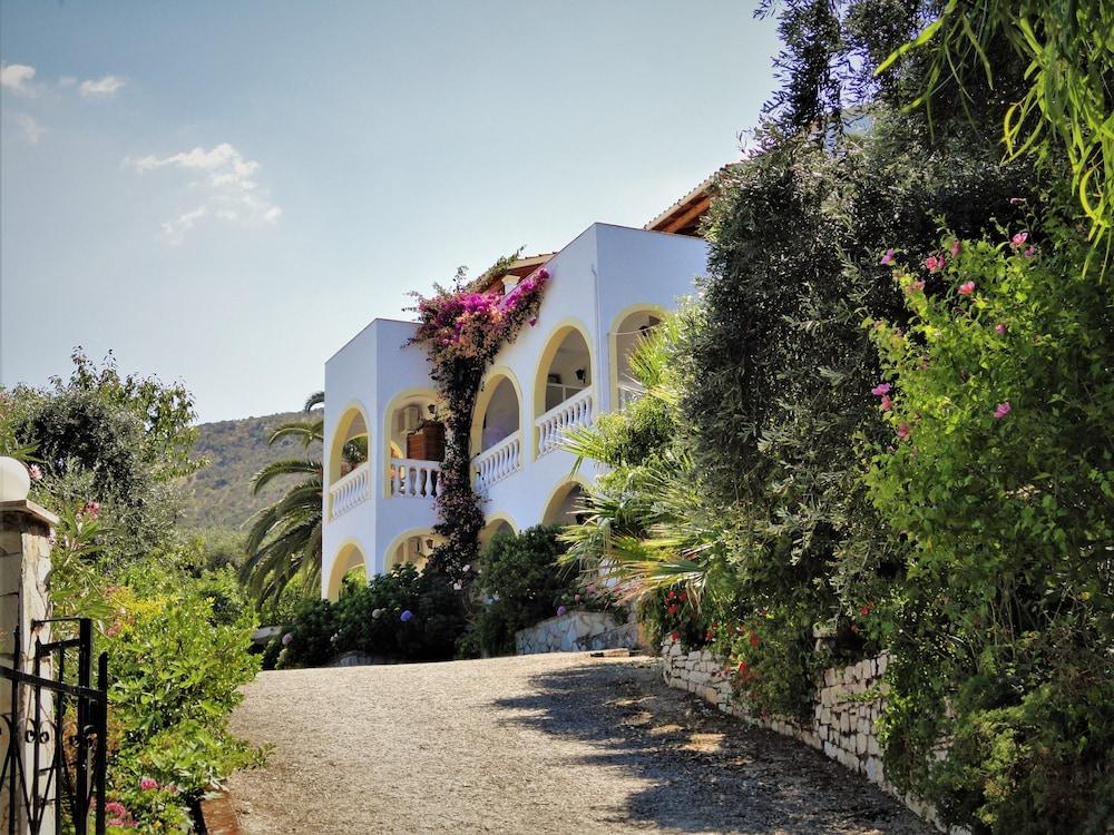 Dionysos Apartments Apraos Luaran gambar