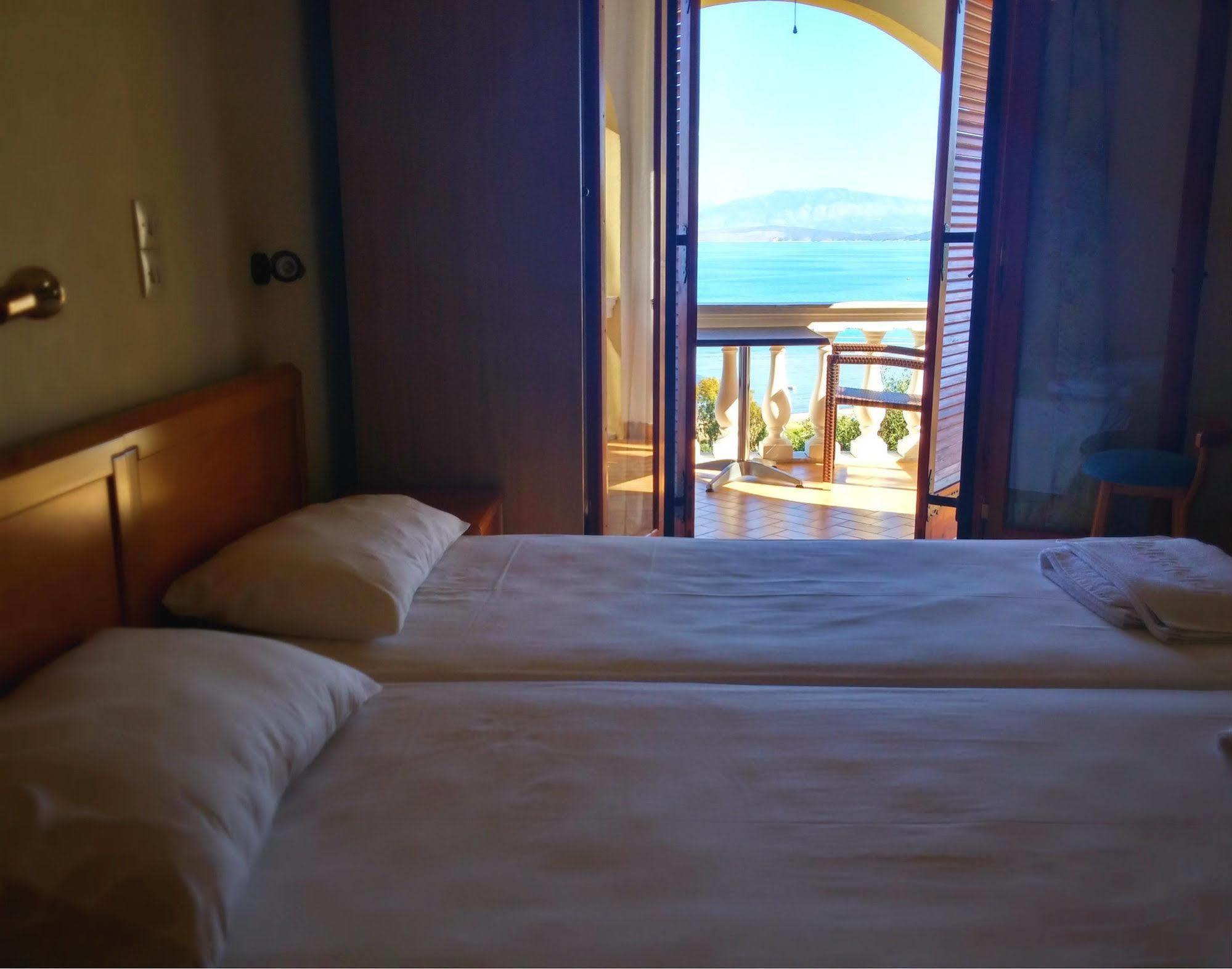 Dionysos Apartments Apraos Luaran gambar