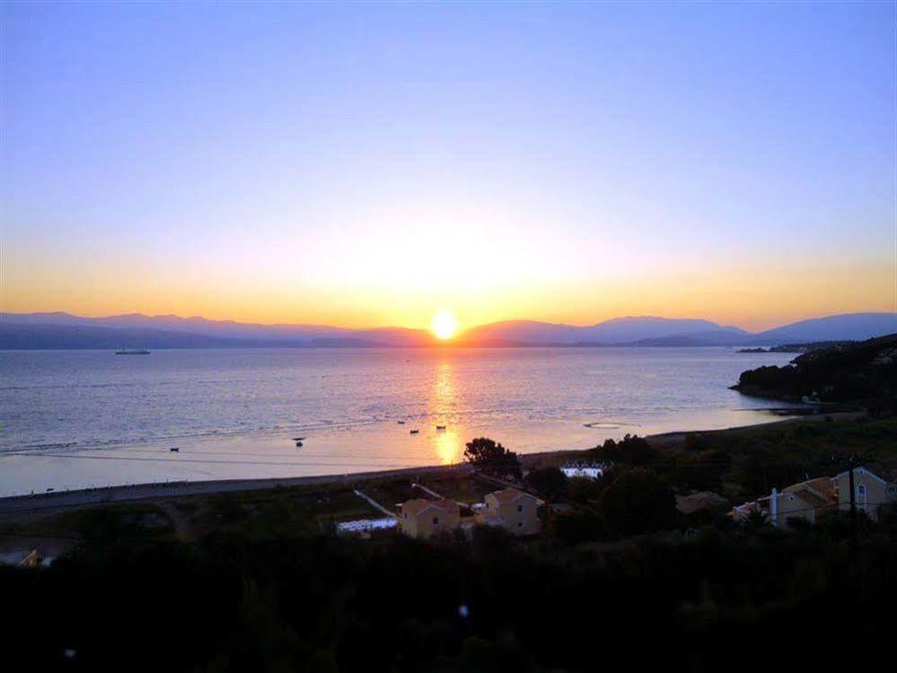 Dionysos Apartments Apraos Luaran gambar