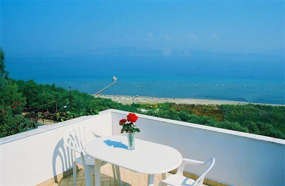 Dionysos Apartments Apraos Luaran gambar